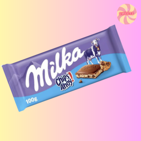 Milka Chips Ahoy chocolate bar packaging on a pastel gradient background